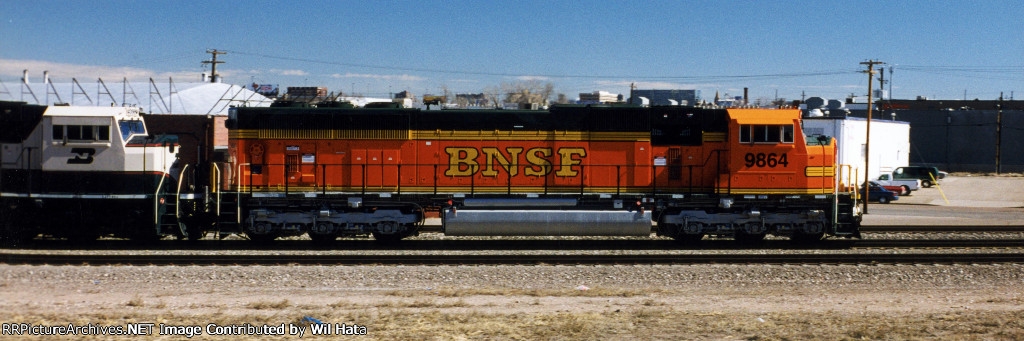 BNSF SD70MAC 9864